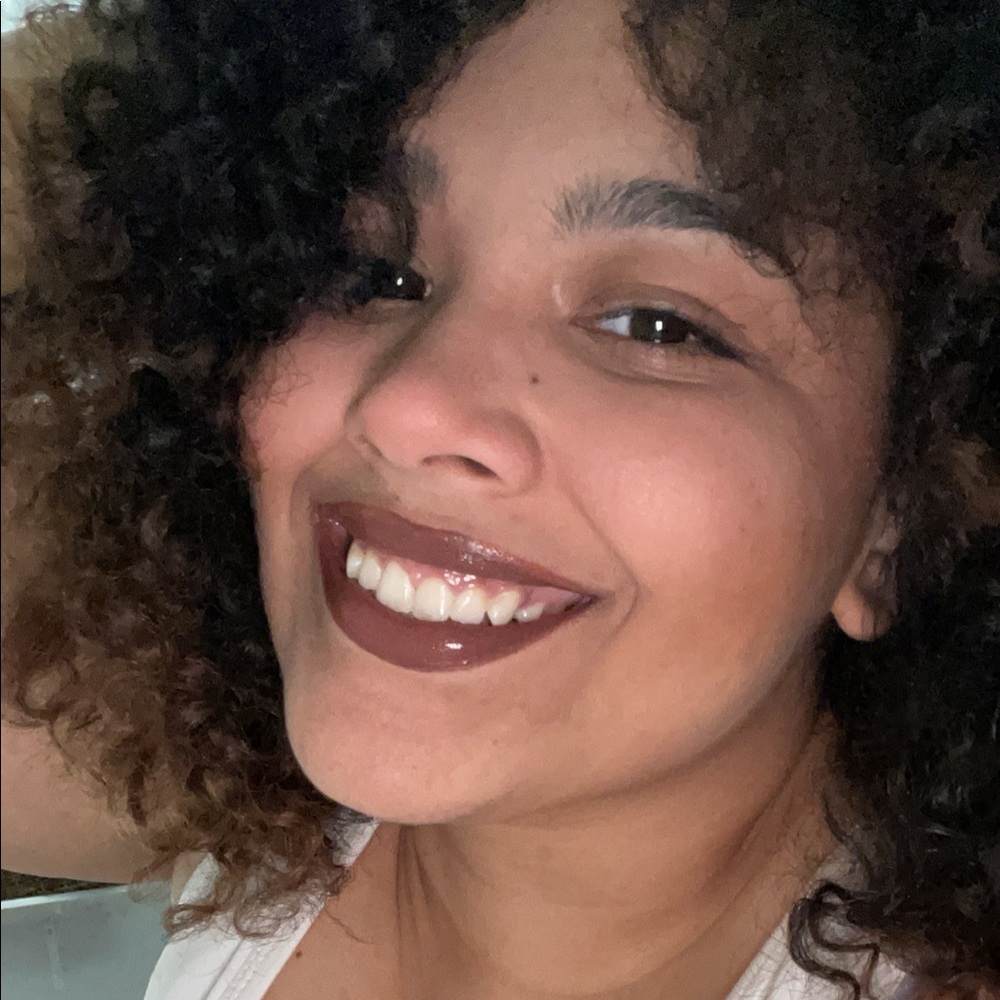 Meet your Posher, Gabrielle